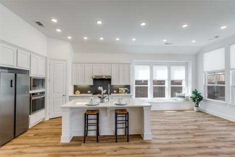 1616 Mcdougall Creek Van Alstyne TX 75495