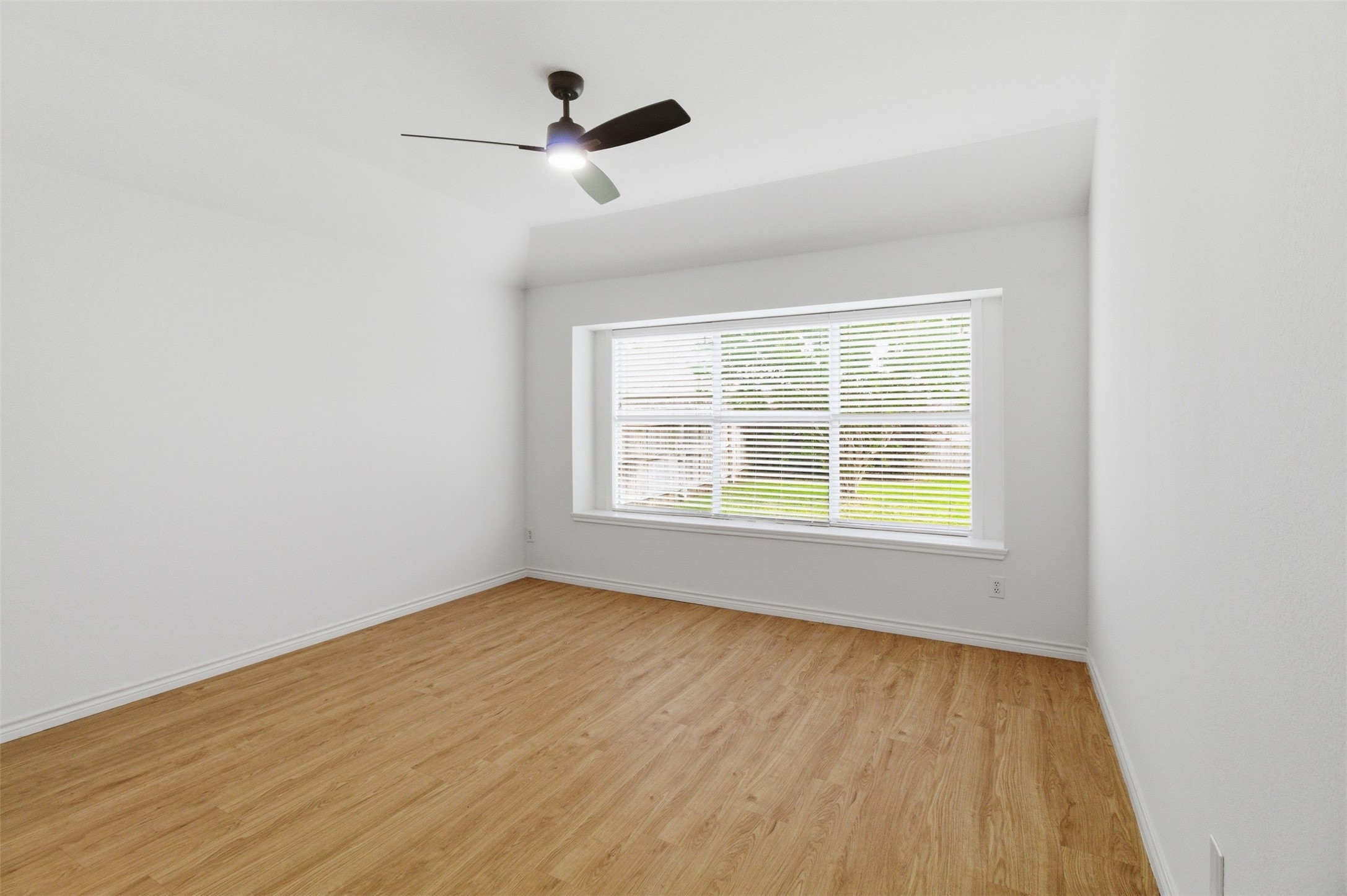 924 Bowie Drive Lavon TX 75166