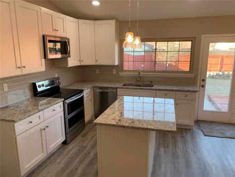496 Justice Street Cedar Hill TX 75104