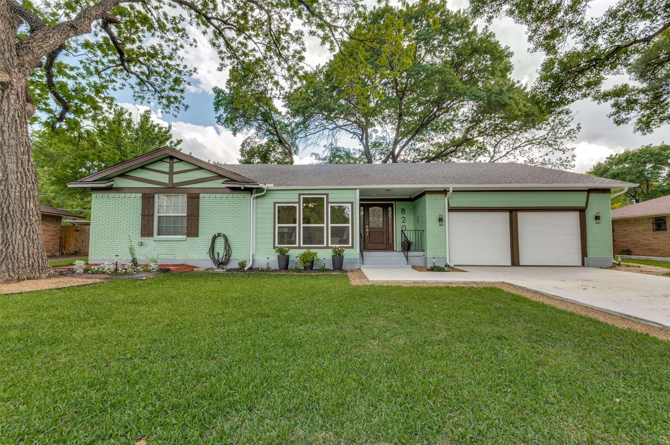 820 W Five Mile Parkway Dallas TX 75224