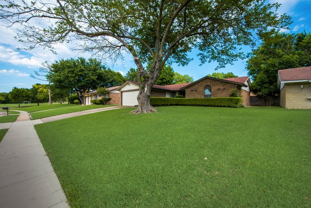 4512 Via Del Norte Mesquite TX 75150