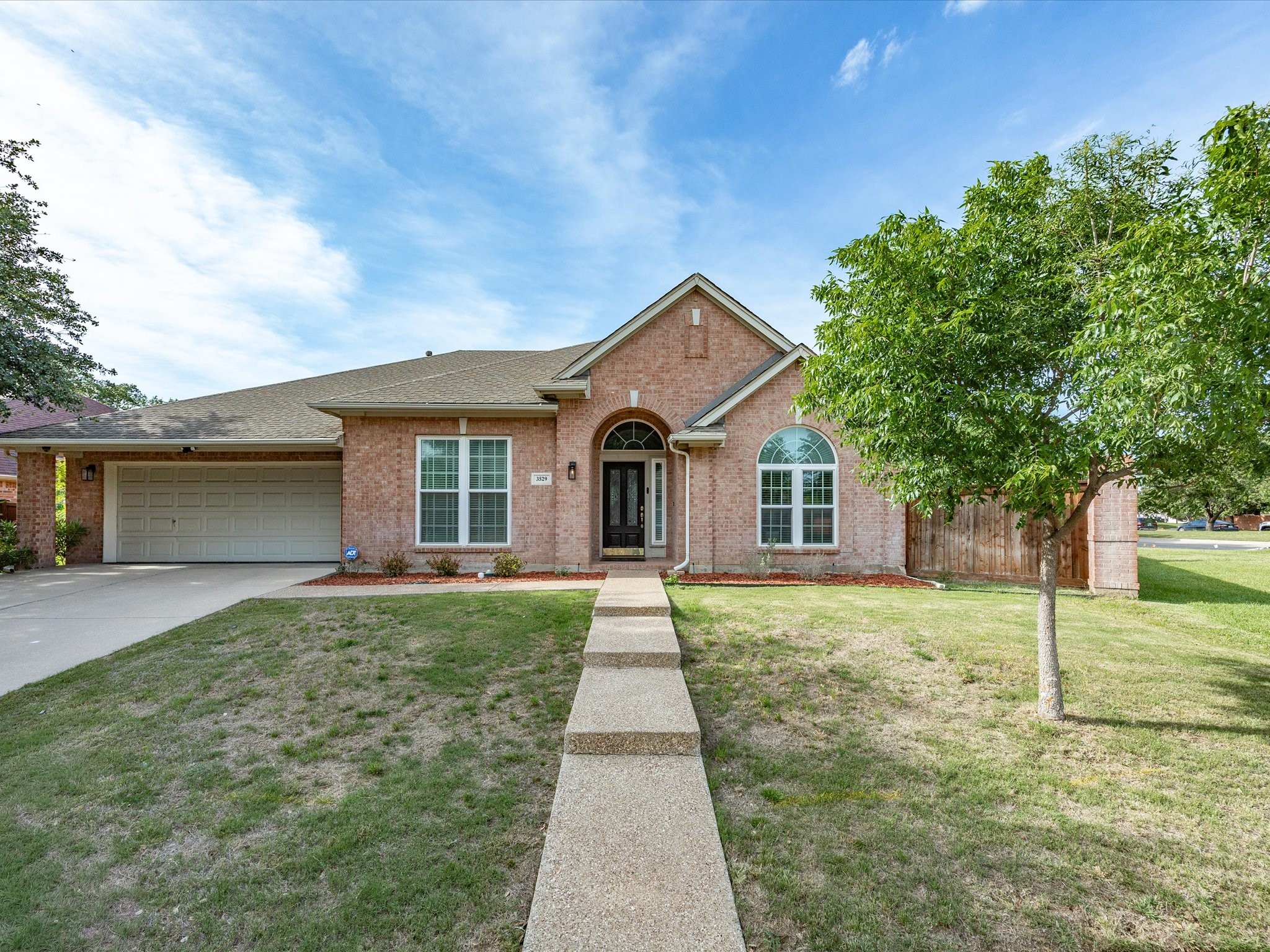 3529 Stone Creek Lane S Fort Worth TX 76137