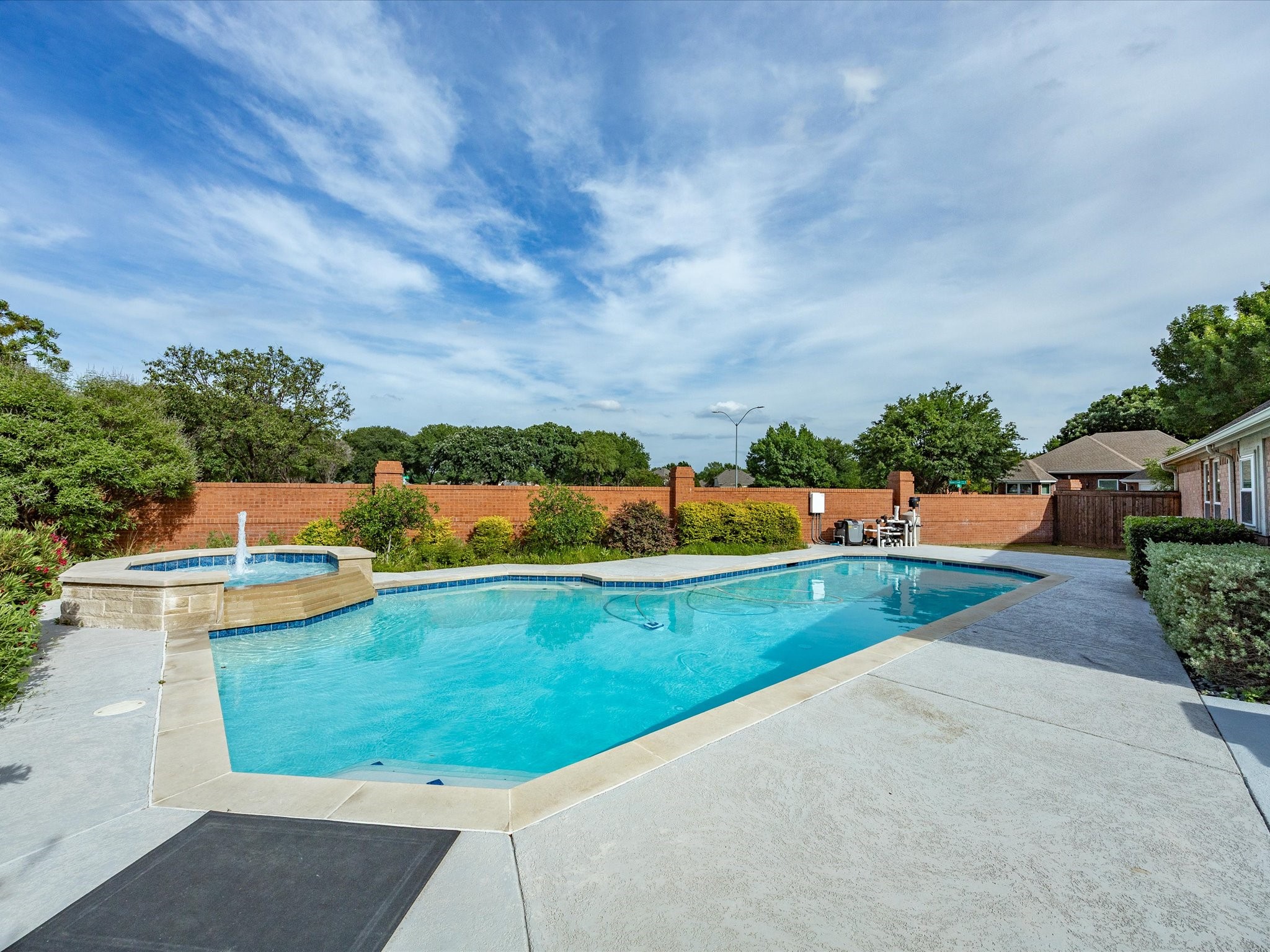 3529 Stone Creek Lane S Fort Worth TX 76137