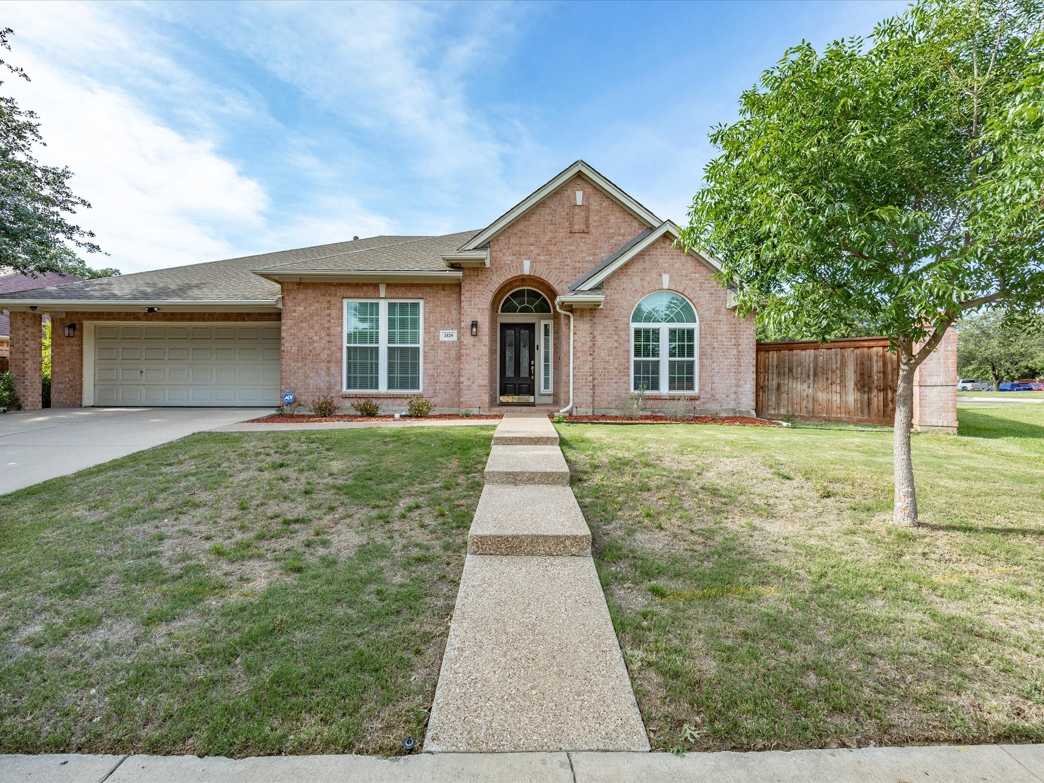 3529 Stone Creek Lane S Fort Worth TX 76137