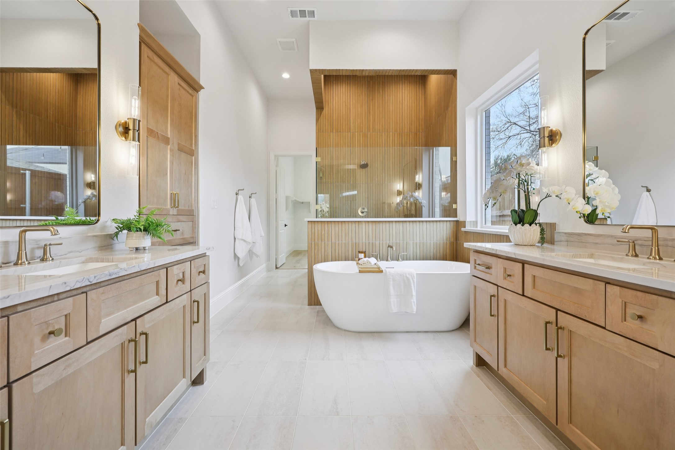 3845 Van Ness Lane Dallas TX 75220