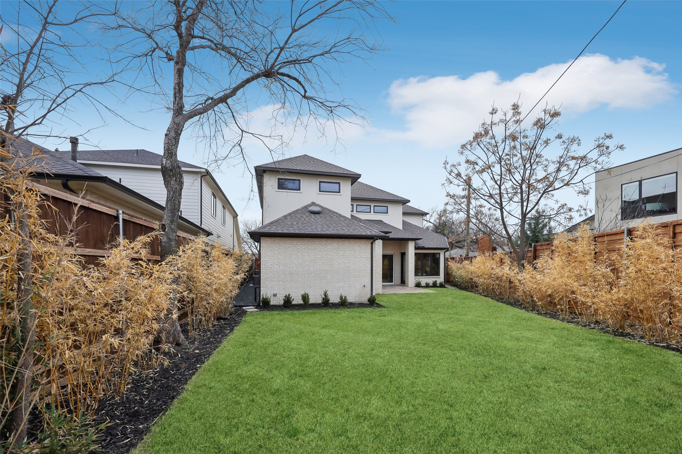3845 Van Ness Lane Dallas TX 75220