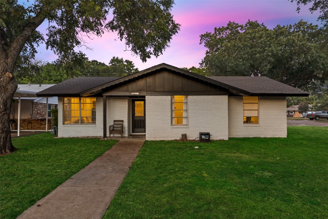 1218 Belclaire Lane Irving TX 75060