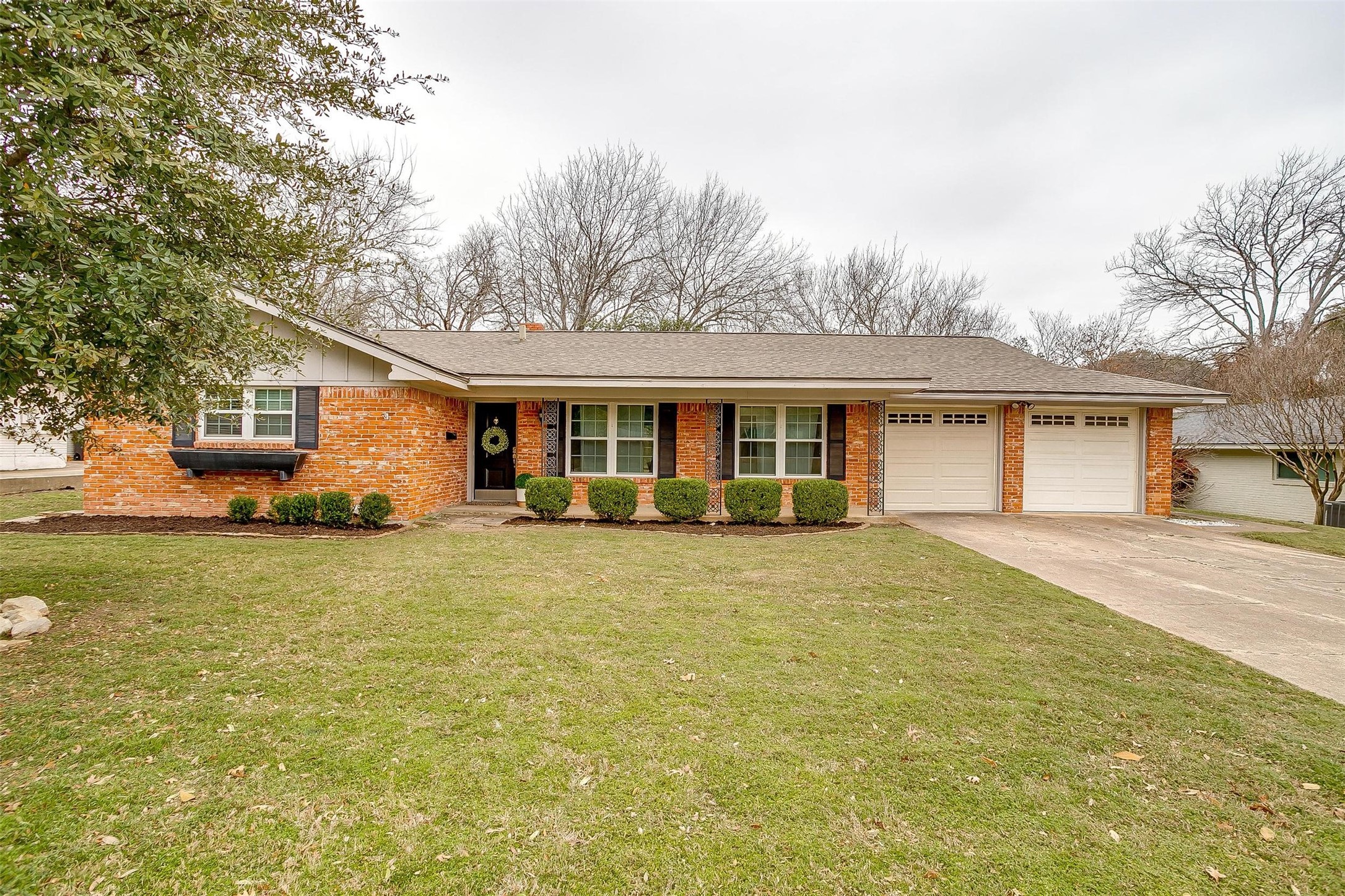 1600 Ridgmar Boulevard Fort Worth TX 76116