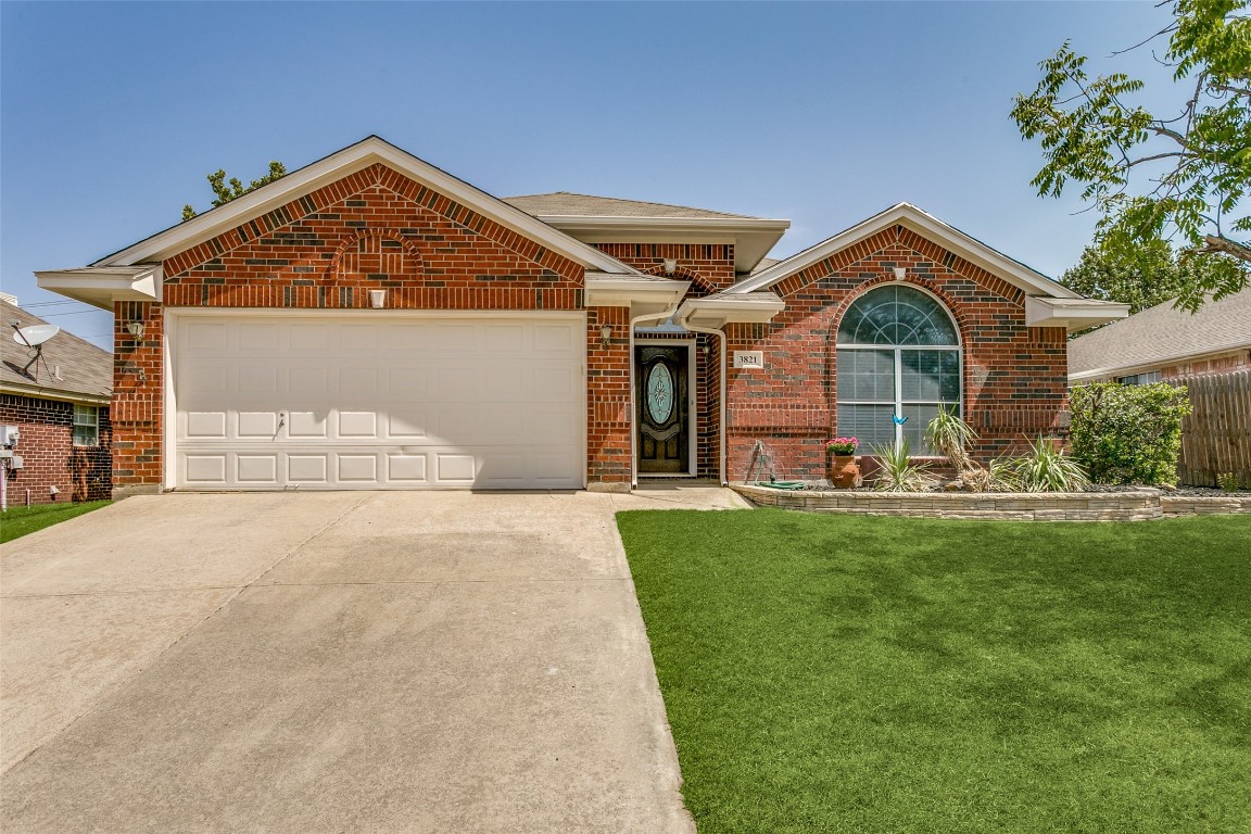 3821 Berrybush Lane Fort Worth TX 76137