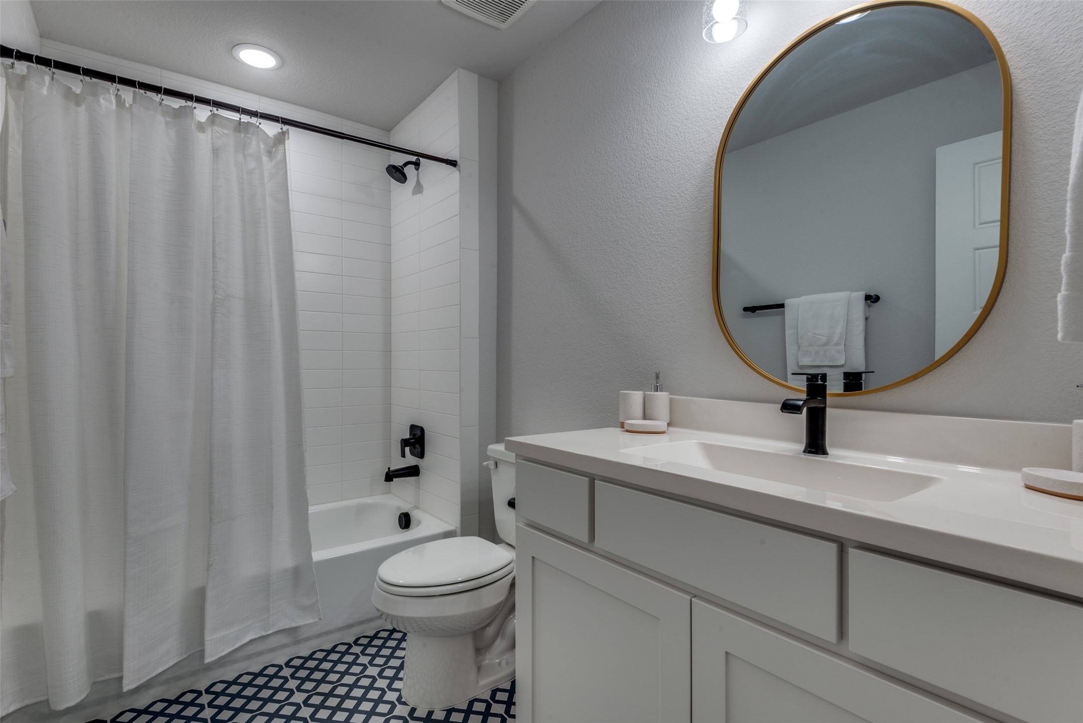 4104 Dartmoor Drive Aubrey TX 76227