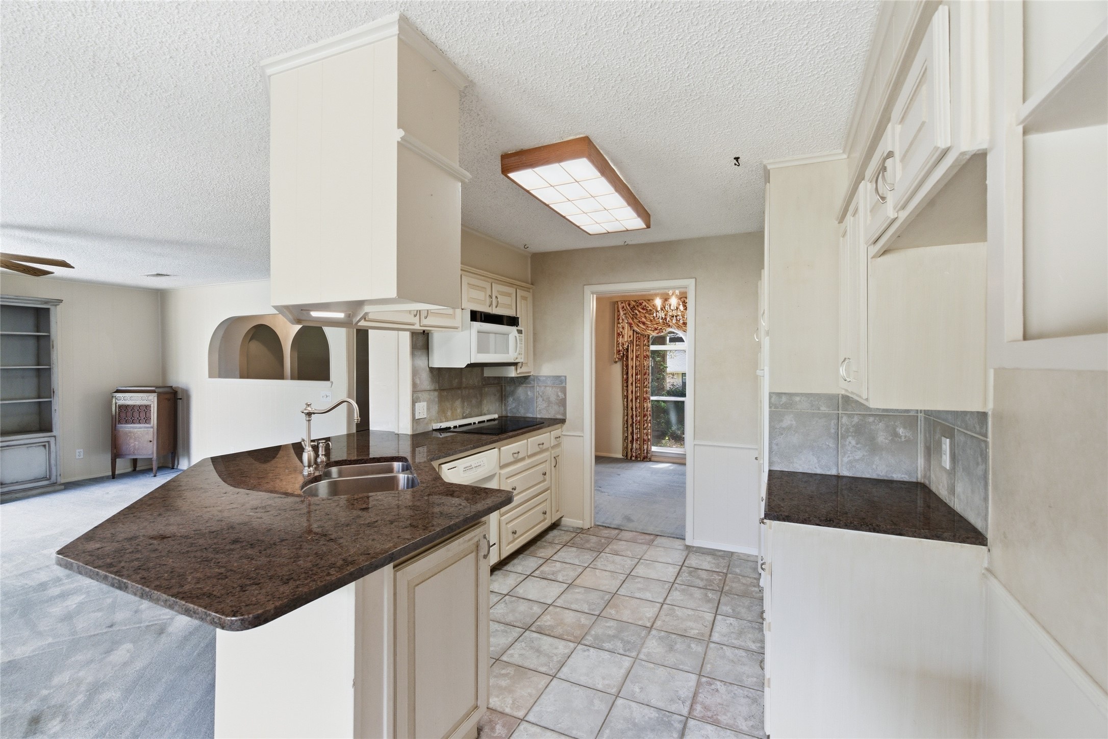 2326 Forest Hills Road Grapevine TX 76051