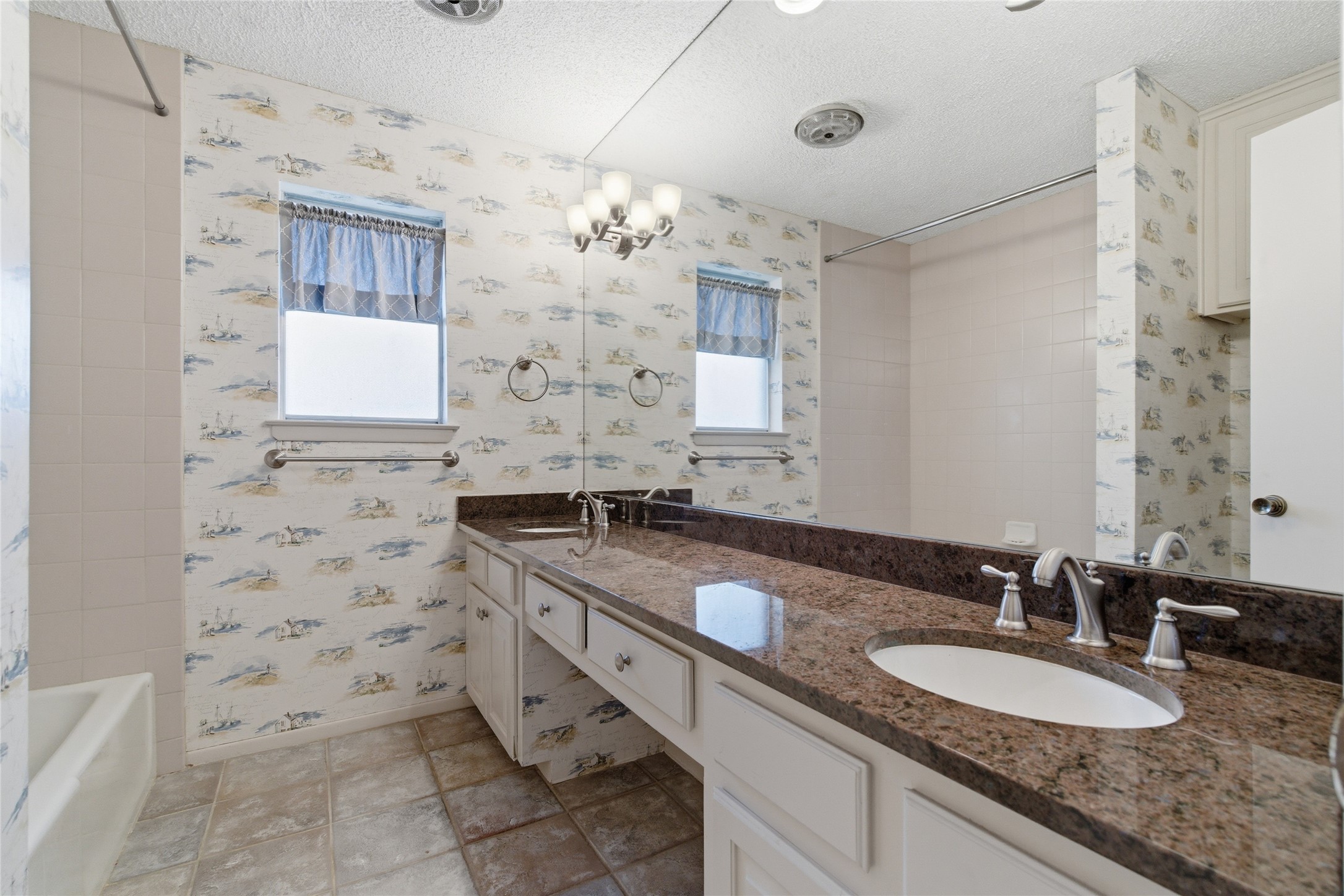 2326 Forest Hills Road Grapevine TX 76051