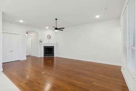 1927 Holly Oak Way Fate TX 75087