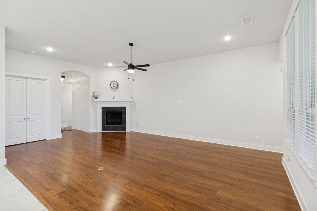 1927 Holly Oak Way Fate TX 75087