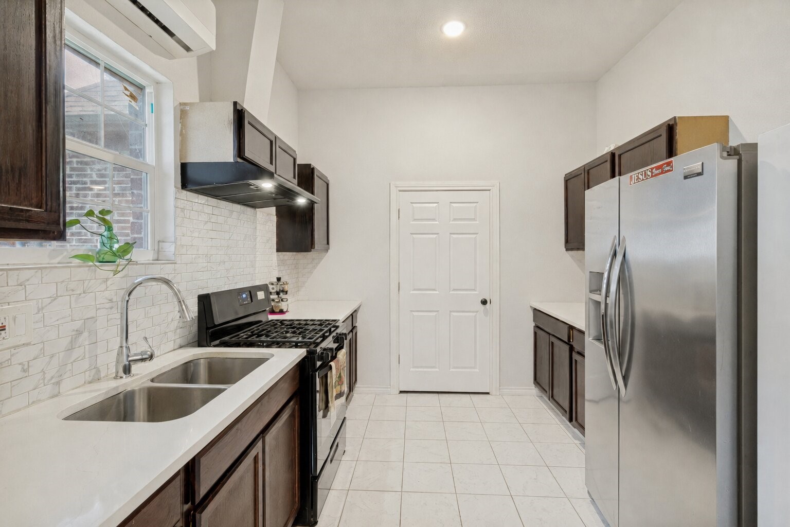 1927 Holly Oak Way Fate TX 75087
