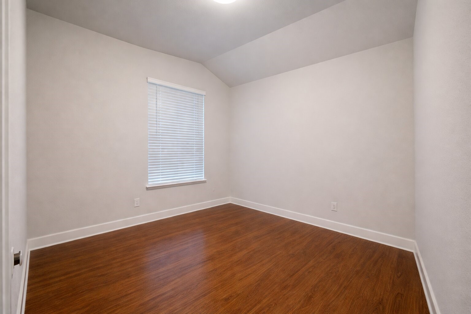 1927 Holly Oak Way Fate TX 75087