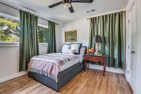 2728 Sunset Avenue Dallas TX 75211