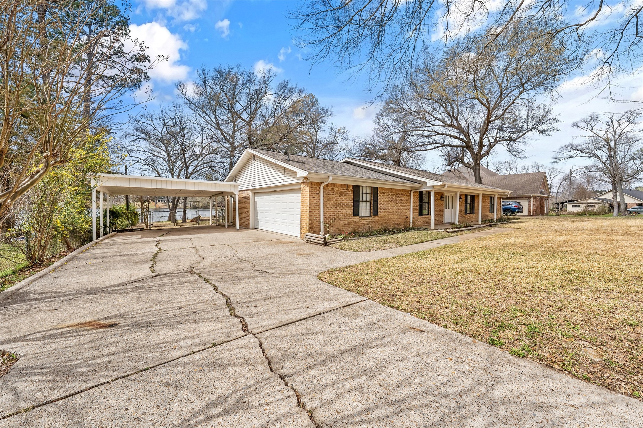 10202 E Lakeshore Drive Tyler TX 75709