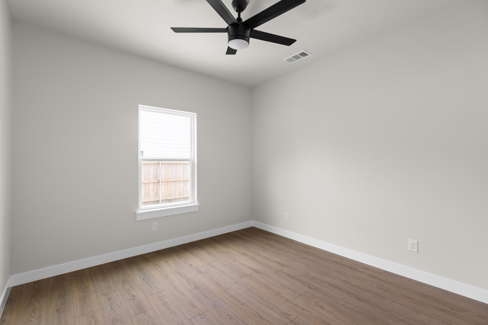 1417 E Baltimore Avenue Fort Worth TX 76104