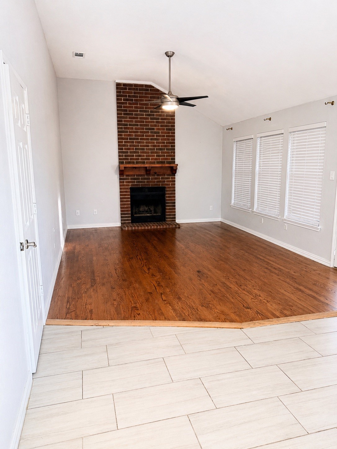 4301 Hudson Avenue Grand Prairie TX 75052