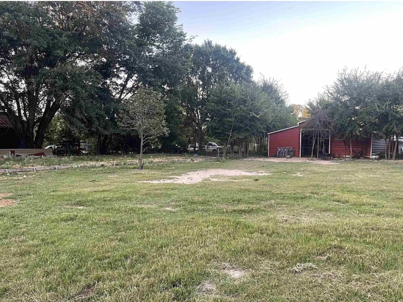 8261 County Road 381 Tyler TX 75708