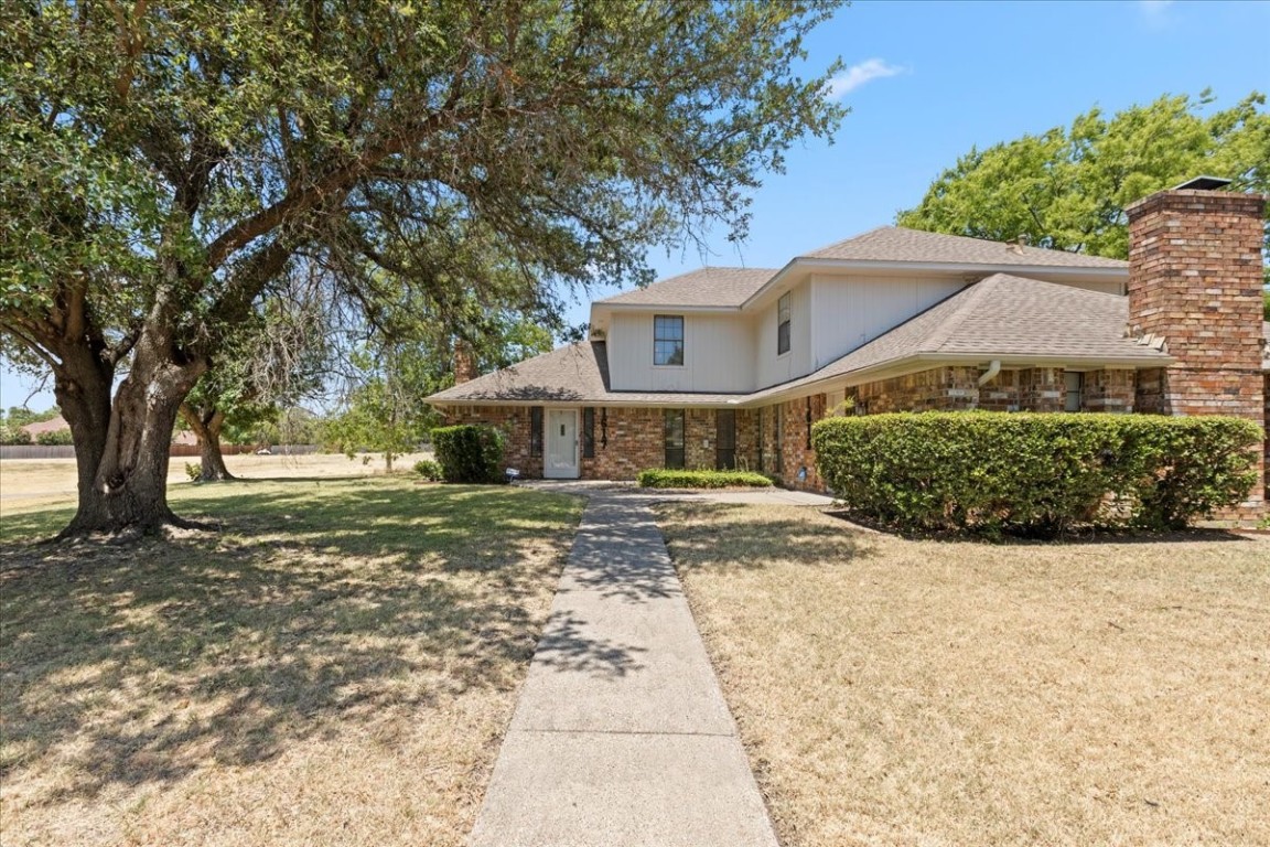 1617 Crescent Lane Duncanville TX 75137