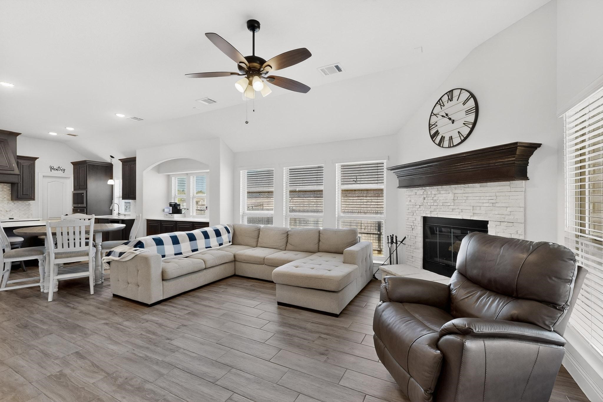 2618 Golden Rod Drive Midlothian TX 76065