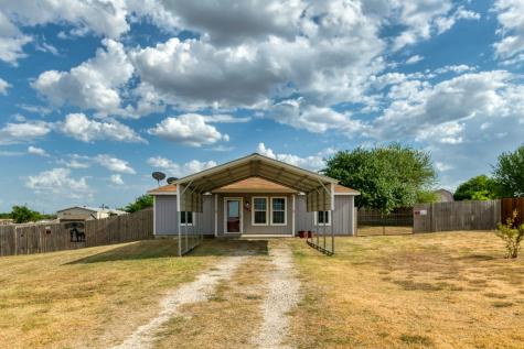 5633 Big Sky Drive Joshua TX 76058