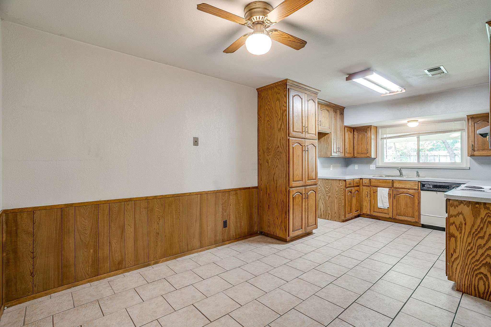 340 Grand Meadow Drive Fort Worth TX 76108