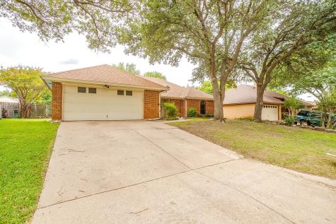 340 Grand Meadow Drive Fort Worth TX 76108
