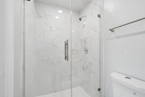 2221 Pennington Drive Arlington TX 76014