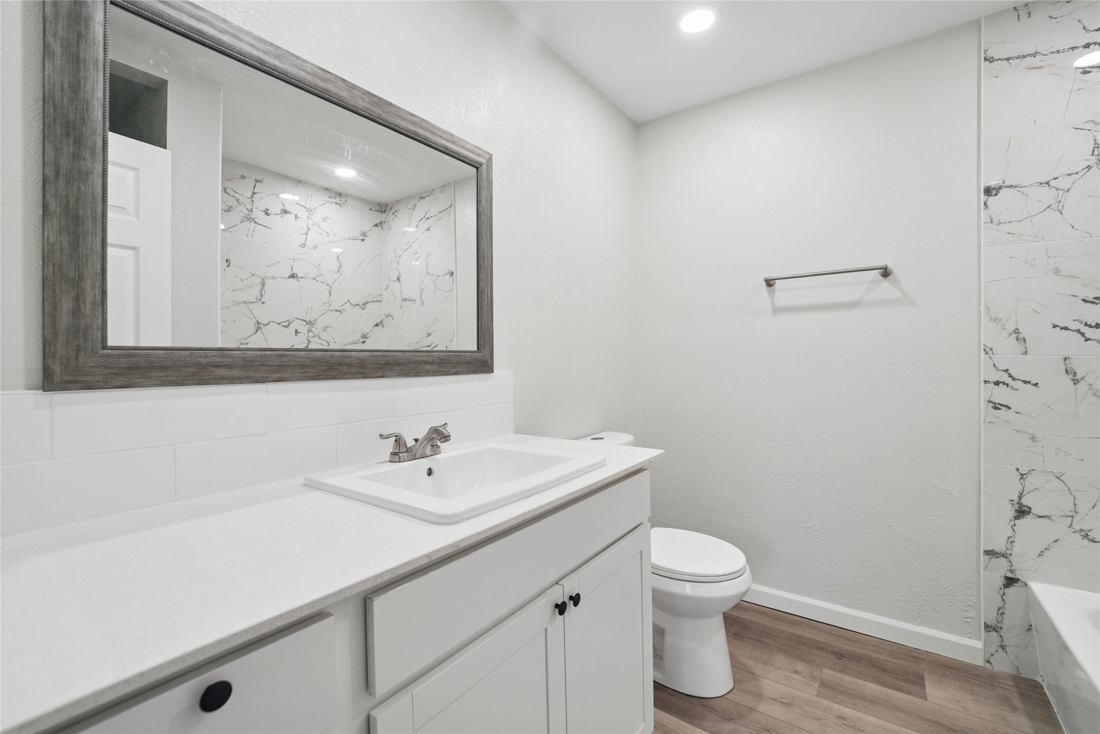 2221 Pennington Drive Arlington TX 76014