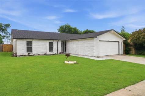 2221 Pennington Drive Arlington TX 76014