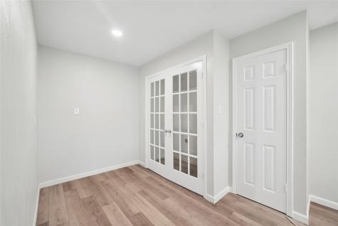 2221 Pennington Drive Arlington TX 76014