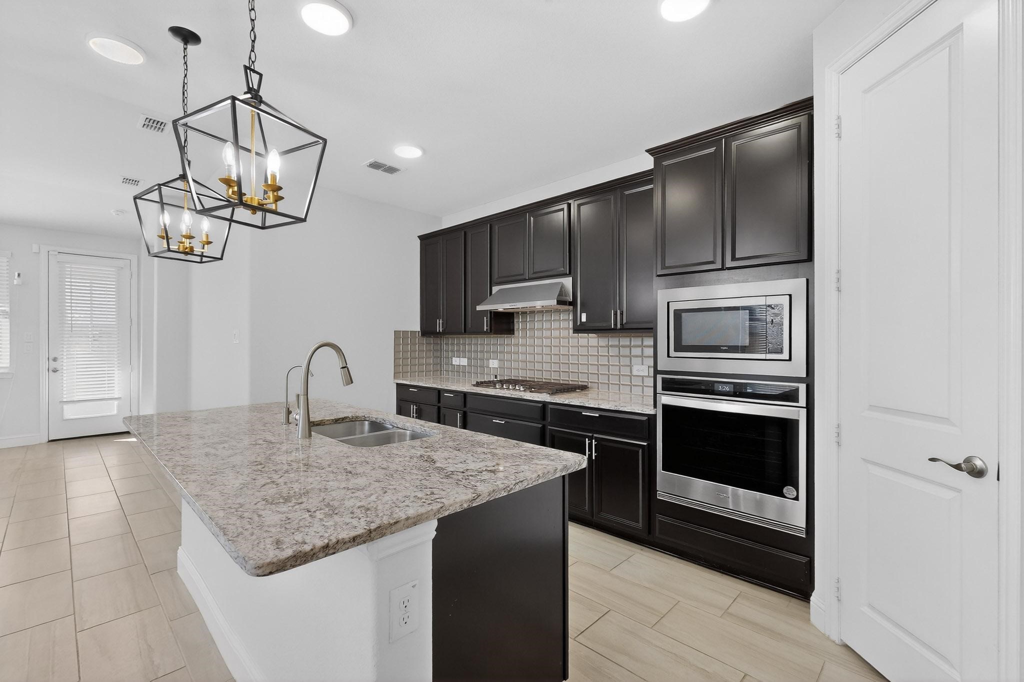 7213 Bronco Bluff Sachse TX 75048