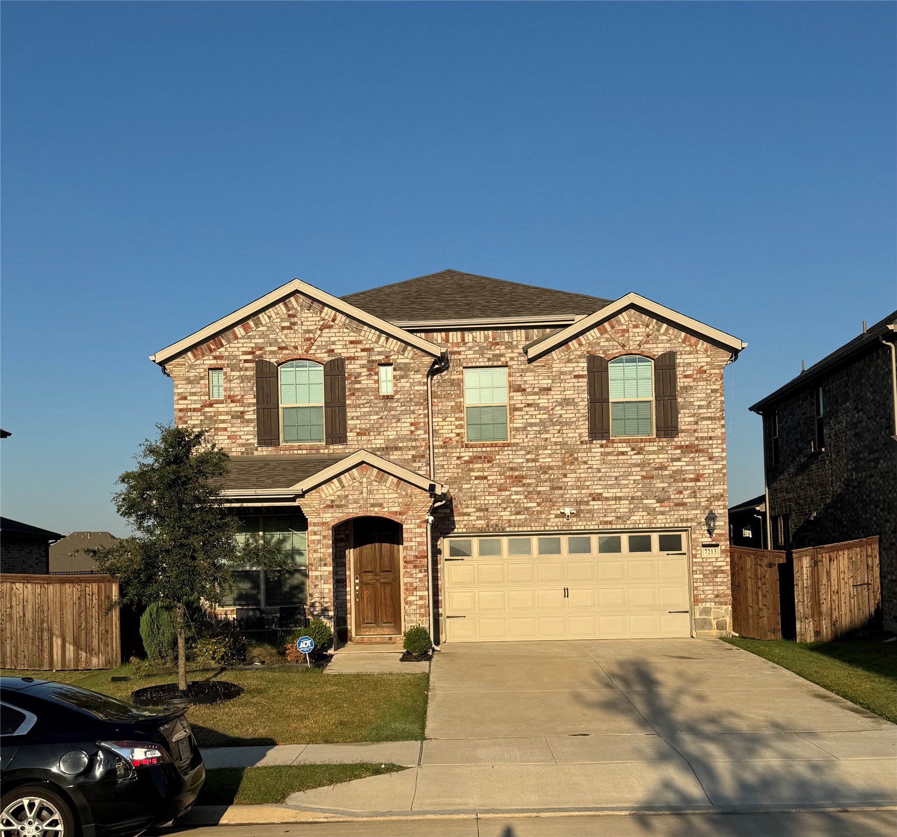 7213 Bronco Bluff Sachse TX 75048
