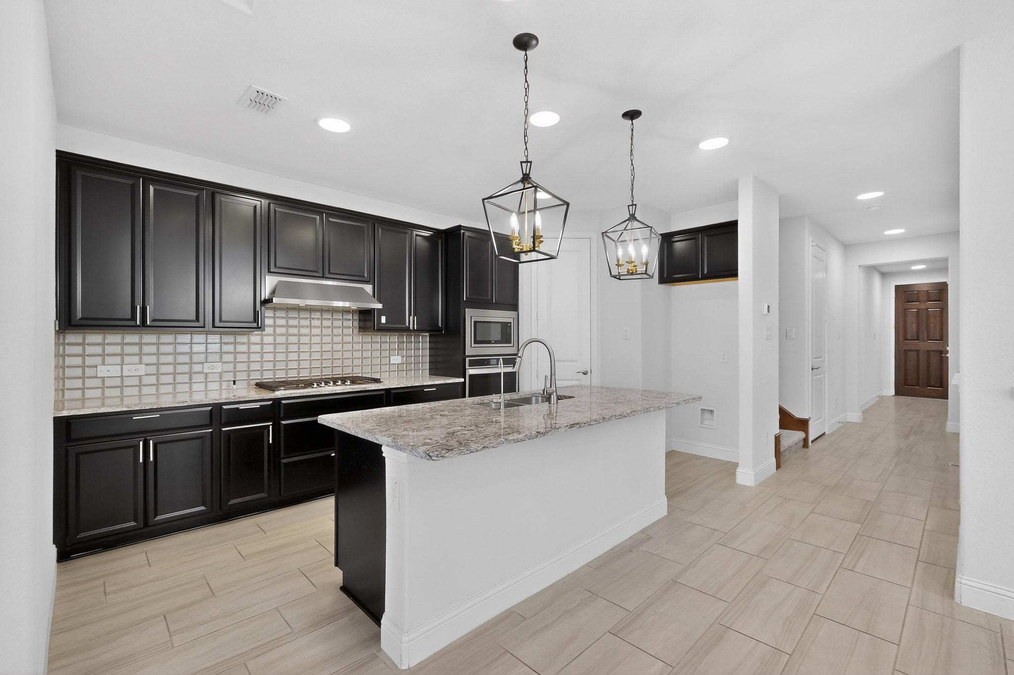 7213 Bronco Bluff Sachse TX 75048