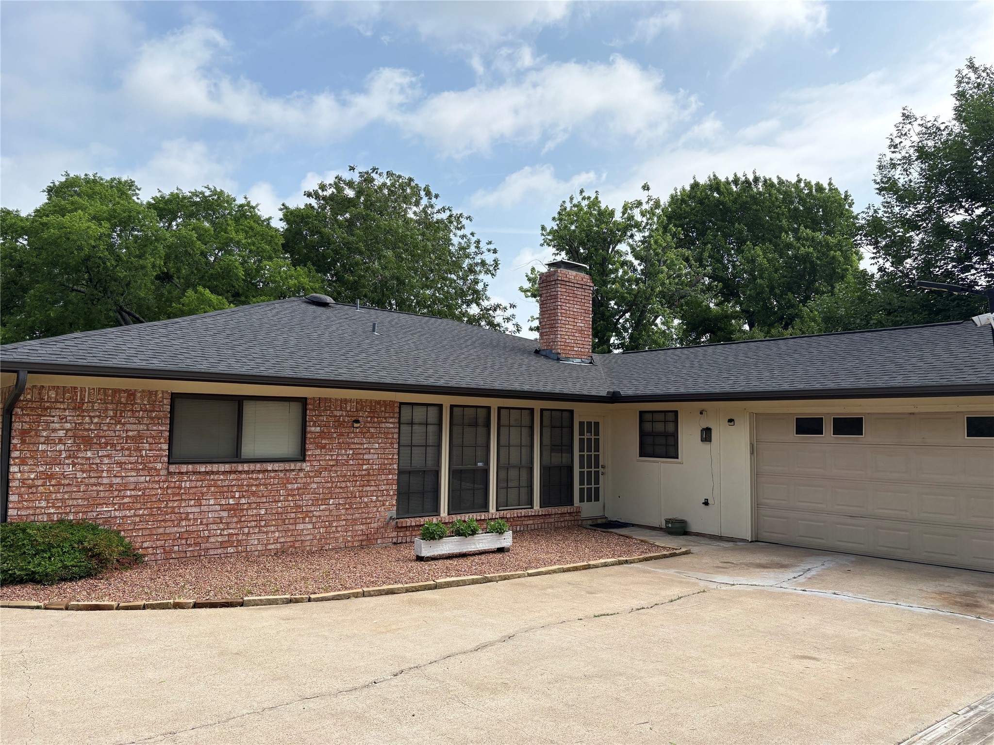 1010 Plateau Drive Duncanville TX 75116