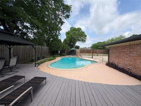 1010 Plateau Drive Duncanville TX 75116