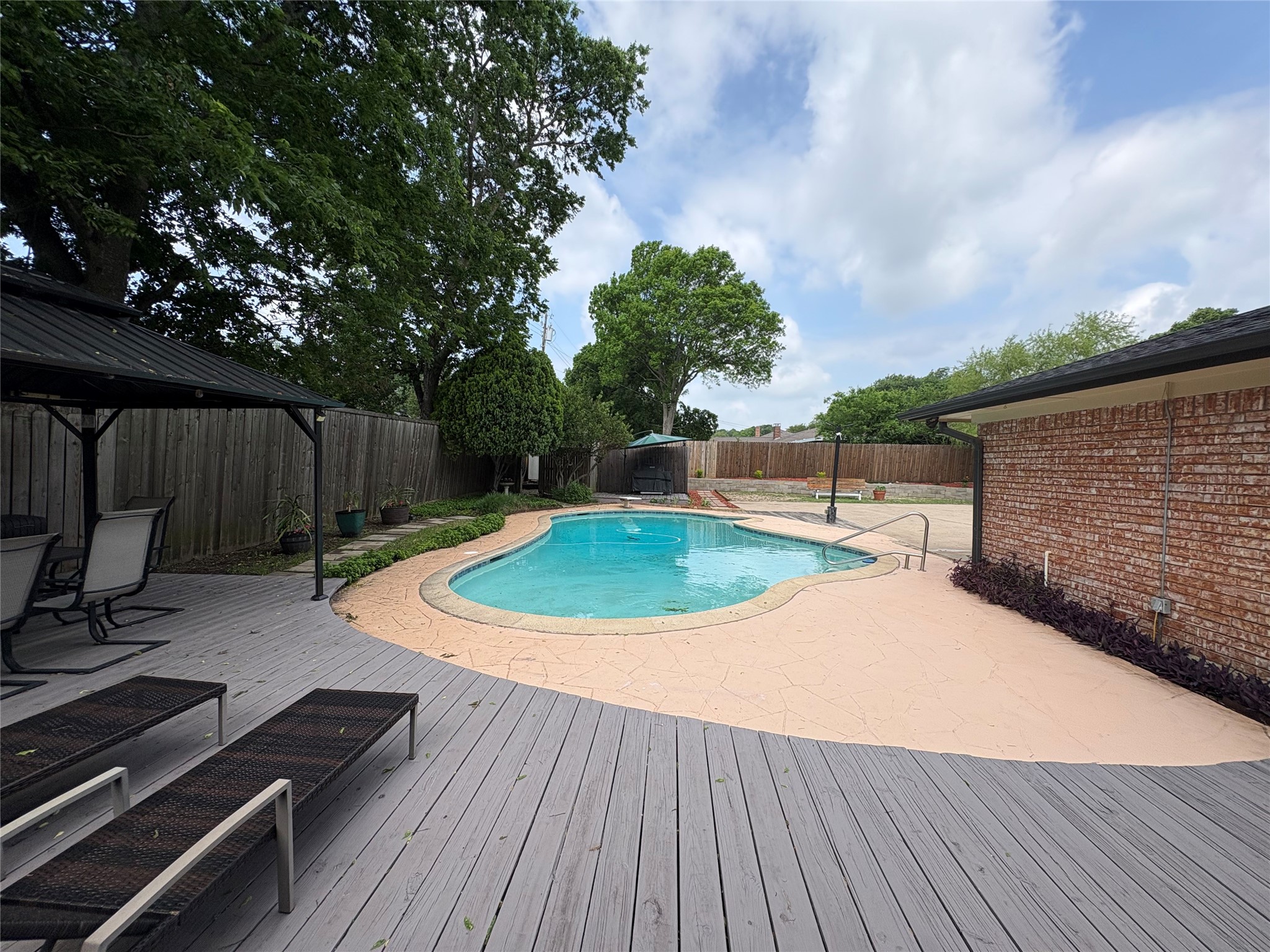 1010 Plateau Drive Duncanville TX 75116