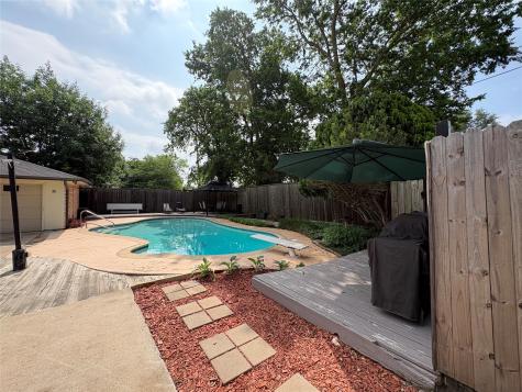 1010 Plateau Drive Duncanville TX 75116