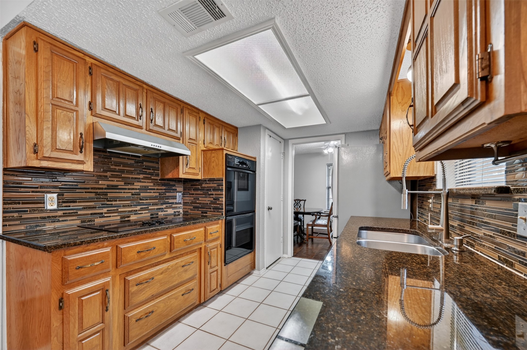 1010 Plateau Drive Duncanville TX 75116