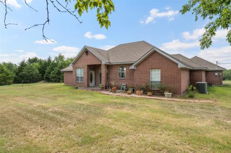 1579 County Road 3365 Ladonia TX 75449