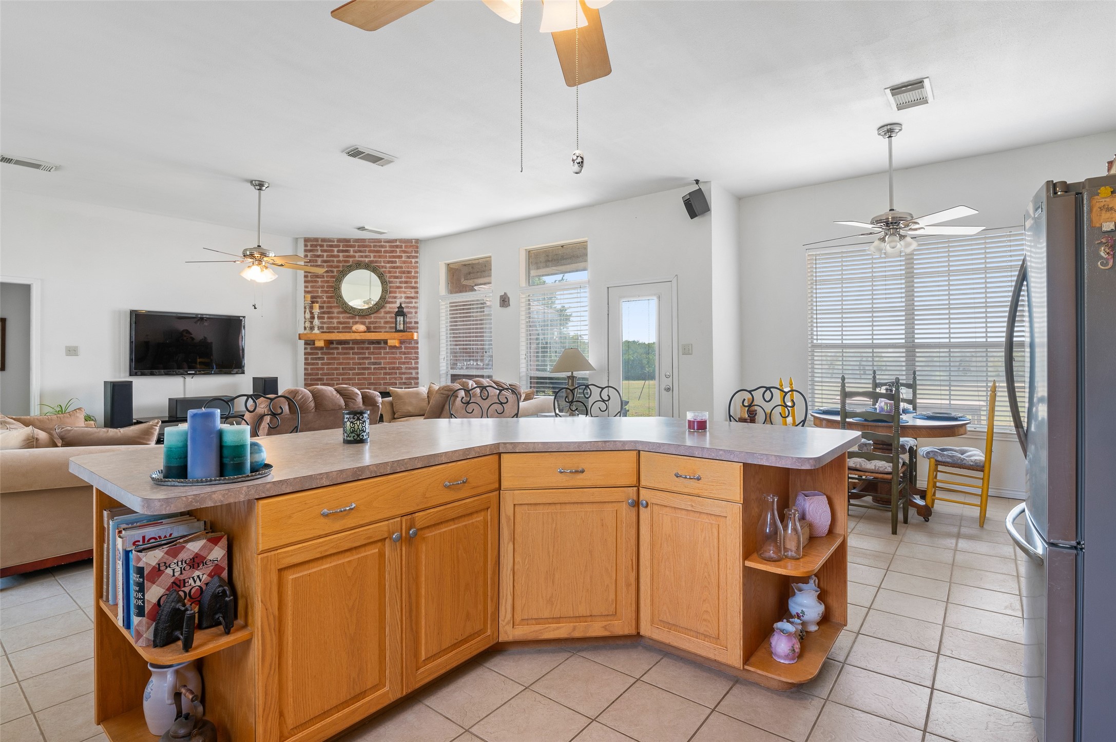 1579 County Road 3365 Ladonia TX 75449