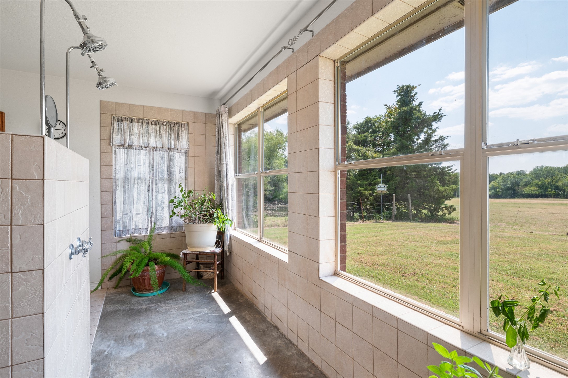 1579 County Road 3365 Ladonia TX 75449