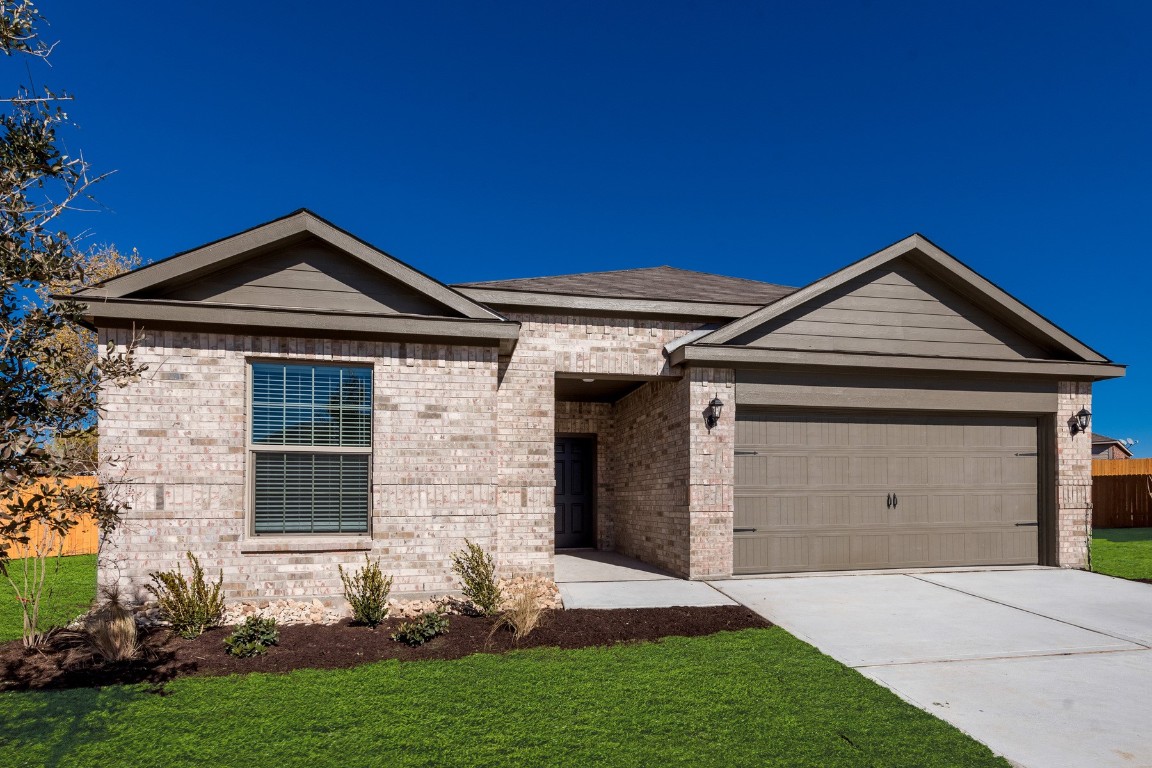 124 Cactus Creek Trail Newark TX 76071