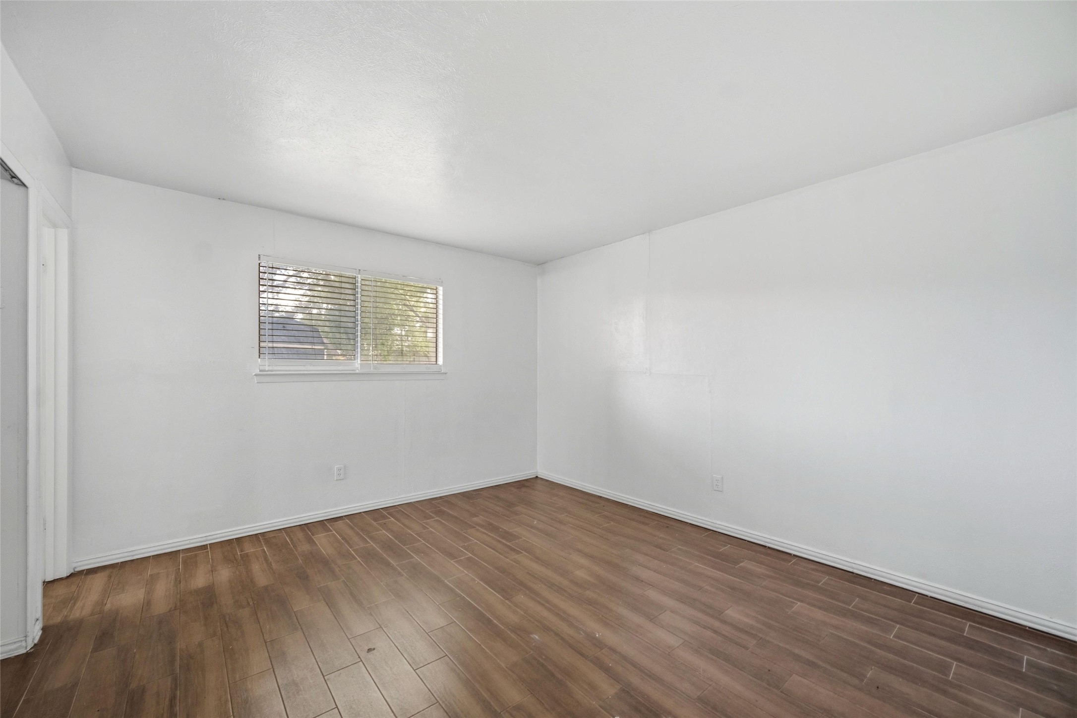1606 Natches Drive Arlington TX 76014