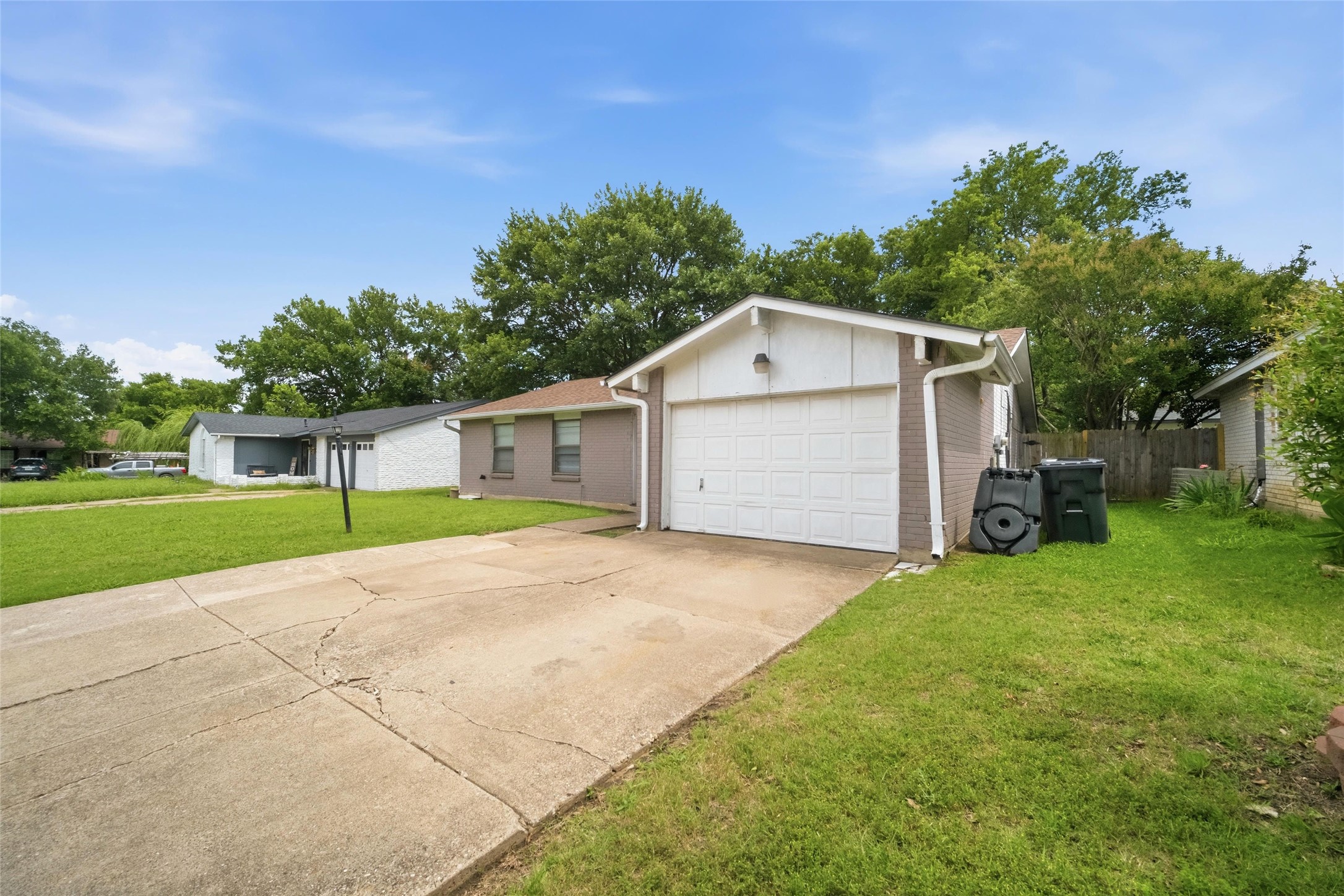 1606 Natches Drive Arlington TX 76014