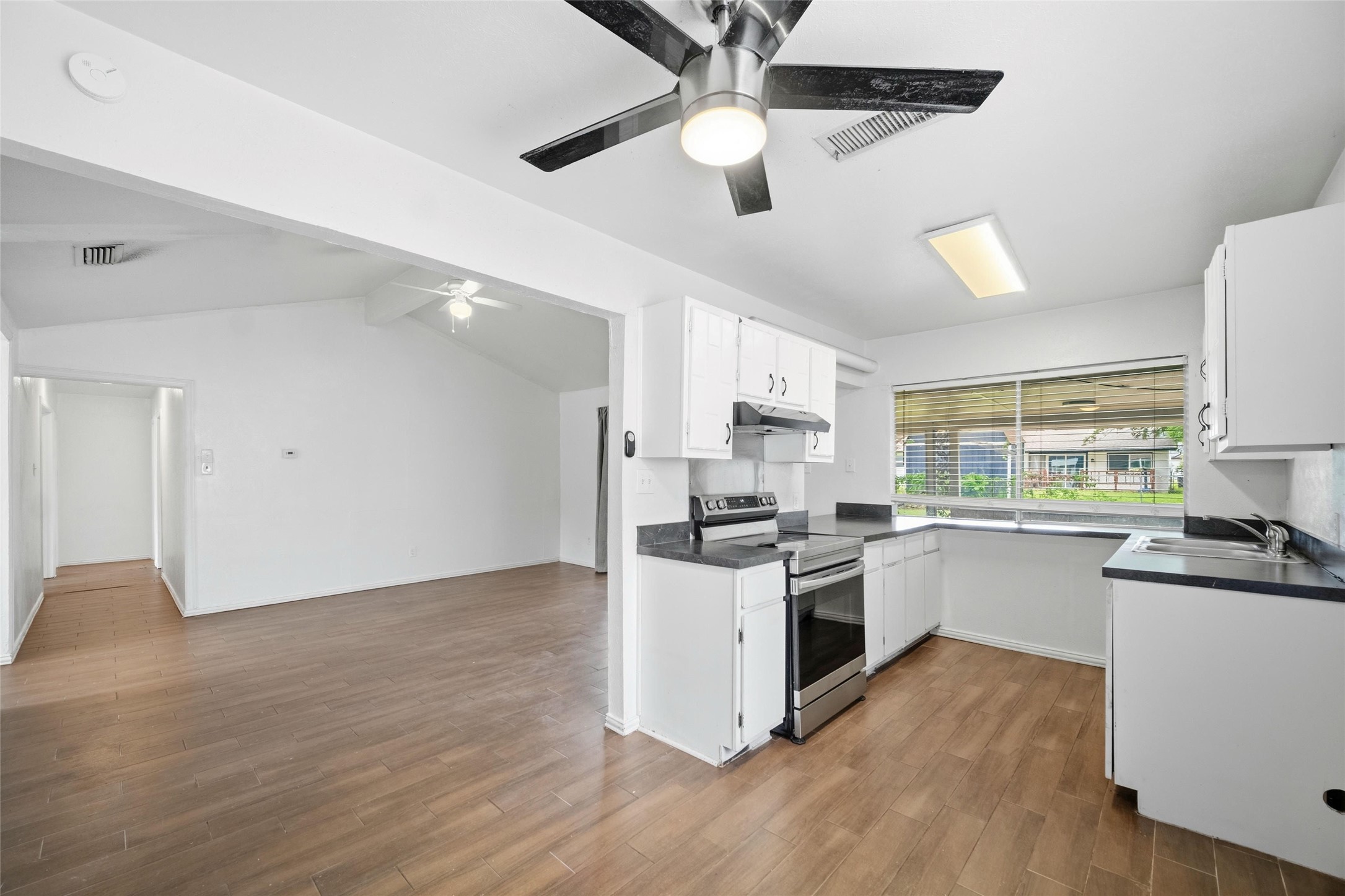 1606 Natches Drive Arlington TX 76014