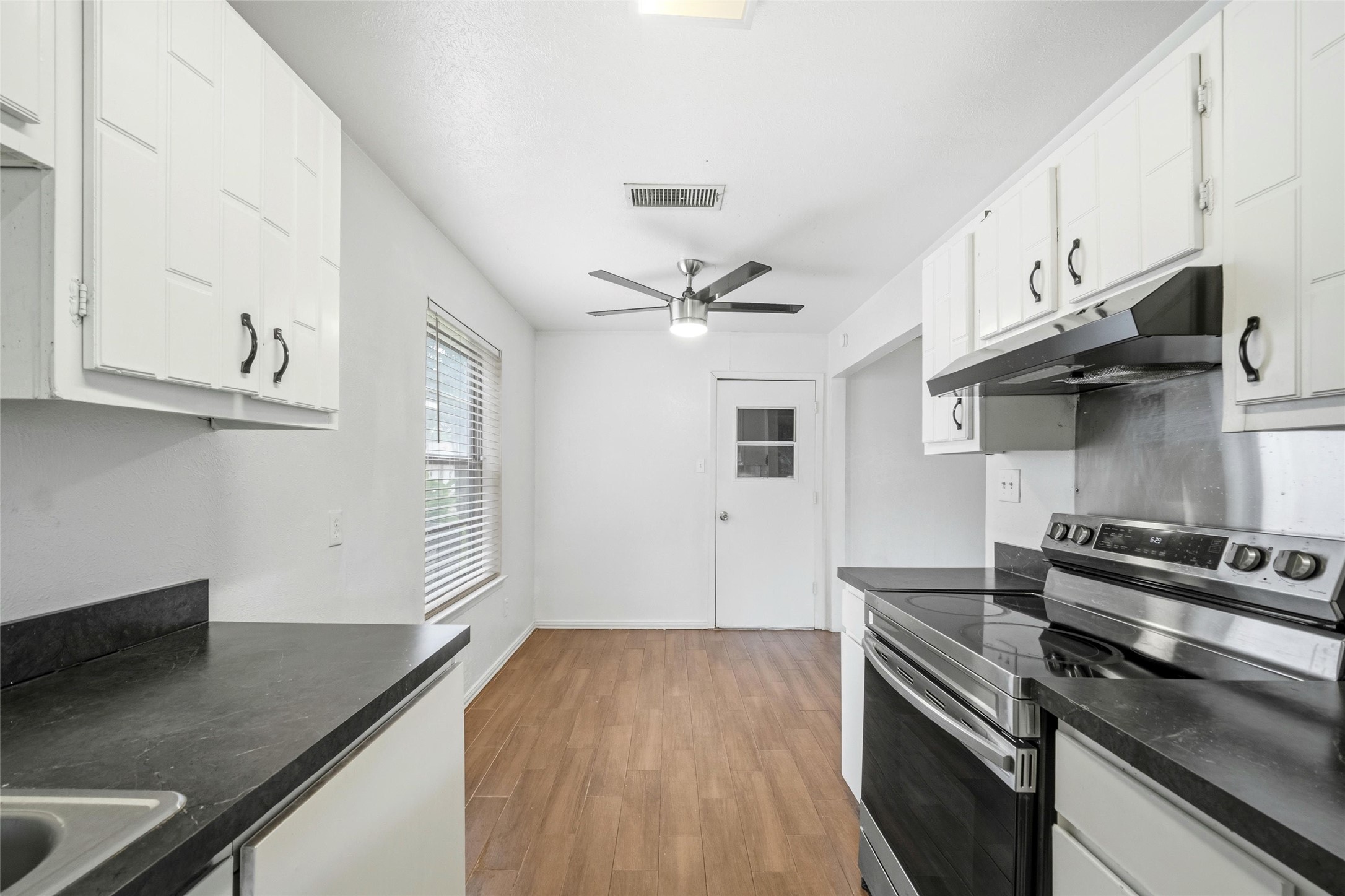 1606 Natches Drive Arlington TX 76014
